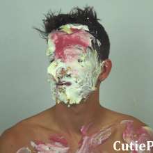 Cutiepied-production: Barth 1 : Idiot Is Humiliated with Sweet Food