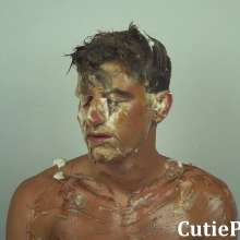 Cutiepied-production: Barth 1 : Idiot Is Humiliated with Sweet Food
