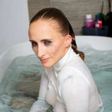WAM Photography: WAM Photography--Nika gets soaked