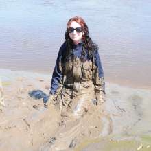 DungeonMasterOne: Honeysuckle Takes a Mudbath in a Ladies-fit Boilersuit