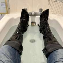 wetmart2240: Denim in the Bath
