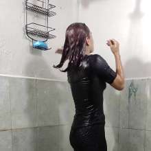 Ready2Wam Studio: Katty Gets Wet After The Slime Raining Experience