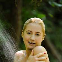 dlodoski: Odette Comes Clean #1--Photos
