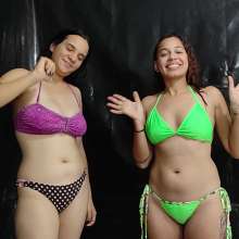 Ready2Wam Studio: Rock Paper Scissors Mess Game: Monica and Danna