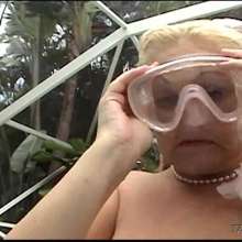 wamtec: Underwater Bride--Tracie