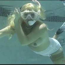 wamtec: Underwater Bride--Tracie