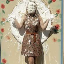 skirtpie: Mayor goes in the pie booth