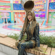 wamboots: Messy Japanese Gameshow with Military and jeans Uniforms