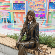 wamboots: Messy Japanese Gameshow with Military and jeans Uniforms