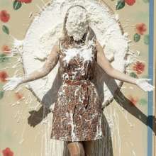 skirtpie: Mayor goes in the pie booth