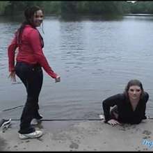 wamtec: Ashley and Steffi at the Lake