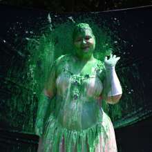 JD and Messy Andi: 3 More Days Till Halloween!