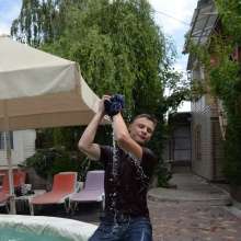 WetlookerUpdates: Wet guys on Wetlooker!