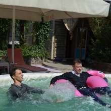 WetlookerUpdates: Wet guys on Wetlooker!