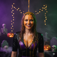 schneider: Messy Trick or Treat