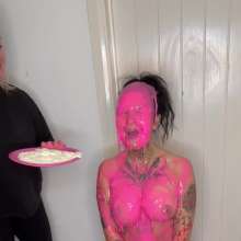 StickyVickyWAM: Gunged and Pied by My Bestie