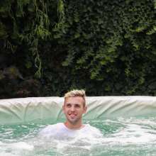 WetlookerUpdates: Wet guys on Wetlooker!