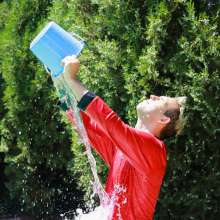 WetlookerUpdates: Wet guys on Wetlooker!