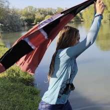 VioletWorld: Calm Moments by the Lake