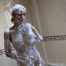 WetlookMissVikiWAM: In Shaving Foam, Slime over the Head!  Jerk off with Dildo!