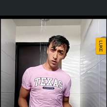 WETColours: Luke in the Shower in a Pink T-shirt and Jeans