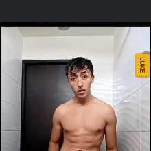 WETColours: Luke in the Shower in a Pink T-shirt and Jeans
