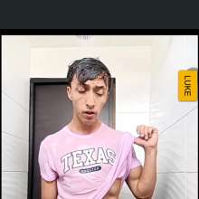 WETColours: Luke in the Shower in a Pink T-shirt and Jeans