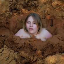 QS4Ever: Luna Lee in Synthetic Clay