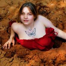 QS4Ever: Luna Lee in Synthetic Clay