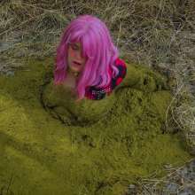QS4Ever: Mary in Something Hidden Under the Hay