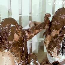 whiteroomberlin: Messy Friends