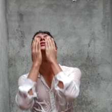 WETColours: Michael Showers Super Funny in a White Shirt and Jeans