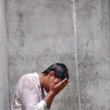 WETColours: Michael Showers Super Funny in a White Shirt and Jeans