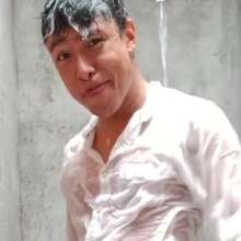 WETColours: Michael Showers Super Funny in a White Shirt and Jeans