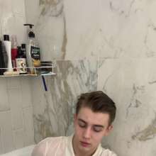 WetlookerUpdates: Wet guys on Wetlooker!