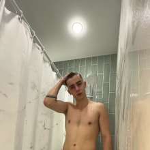 WetlookerUpdates: Wet guys on Wetlooker!