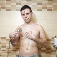 WetlookerUpdates: Wet guys on Wetlooker!