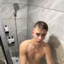 WetlookerUpdates: Wet guys on Wetlooker!