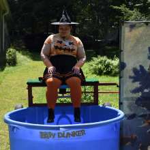 JD and Messy Andi: 6 More Days Till Halloween!