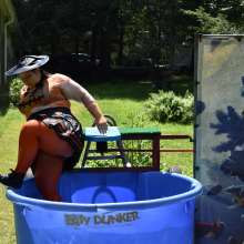 JD and Messy Andi: 6 More Days Till Halloween!