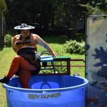 JD and Messy Andi: 6 More Days Till Halloween!