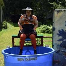 JD and Messy Andi: 6 More Days Till Halloween!