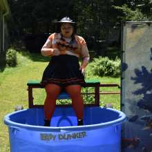 JD and Messy Andi: 6 More Days Till Halloween!