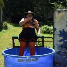 JD and Messy Andi: 6 More Days Till Halloween!