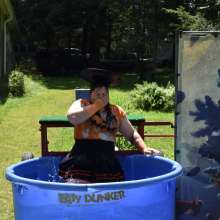 JD and Messy Andi: 6 More Days Till Halloween!