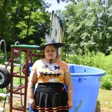 JD and Messy Andi: 6 More Days Till Halloween!