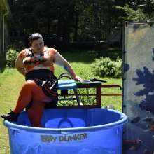 JD and Messy Andi: 6 More Days Till Halloween!