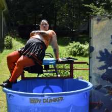 JD and Messy Andi: 6 More Days Till Halloween!