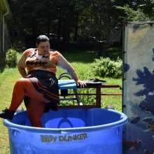 JD and Messy Andi: 6 More Days Till Halloween!