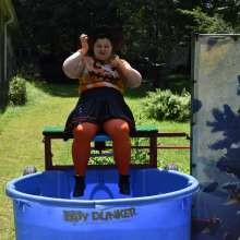 JD and Messy Andi: 6 More Days Till Halloween!